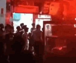 পুরান ঢাকার কারখানায় আগুন, নিয়ন্ত্রণে ৪ ইউনিট