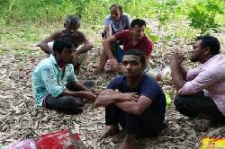 মেহেরপুরের সীমান্ত দিয়ে ১০ জনকে পুশ-ইনচেষ্টা পণ্ড করল স্থানীয়রা
