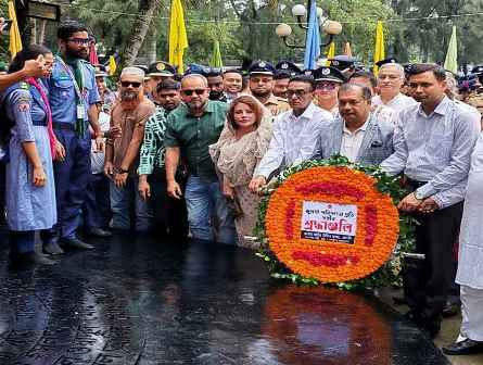 অর্জিত গণতন্ত্রকে প্রাতিষ্ঠানিক রূপ দিতে সরকার দৃঢ়প্রতিজ্ঞ: তথ্যমন্ত্রী