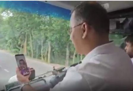 ঐতিহাসিক টেস্ট জয়ের পর ভিডিও কলে টাইগারদের শুভেচ্ছা জানিয়েছেন প্রধানমন্ত্রী