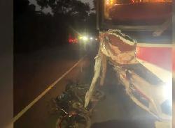 বরিশালে বাসের ধাক্কায় একসঙ্গে প্রাণ হারালেন ৩ বন্ধু